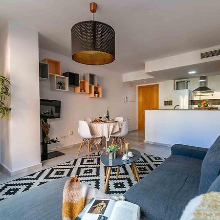 Carlos Haya Beautiful Apartment With Parking Málaga Buitenkant foto